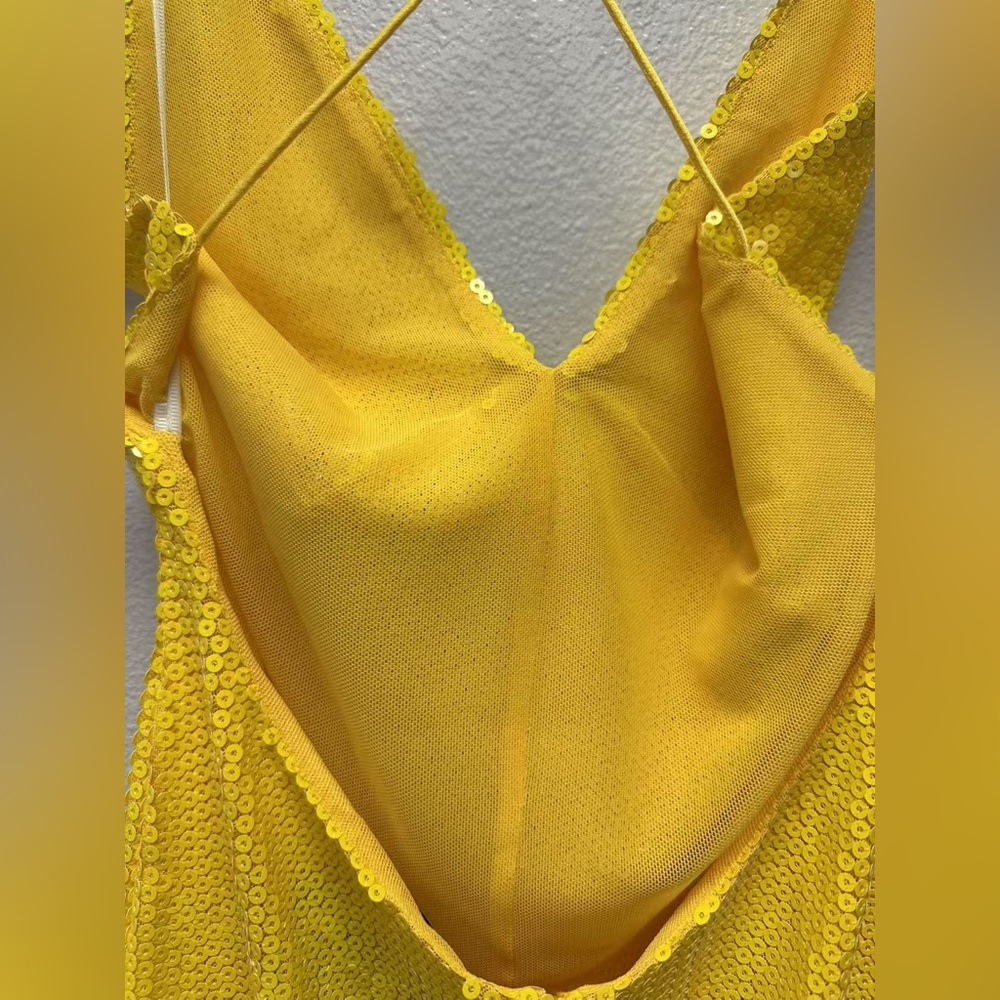Alex Perry Backless Sequin Dress Yellow - Picture 6 of 6